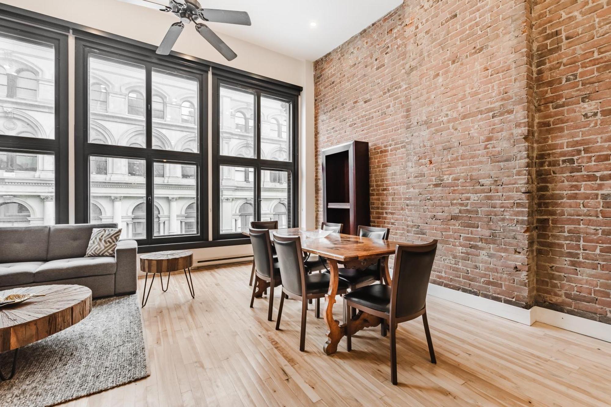 Elegant 3 Bedroom Apartment In Old Port - 302 Монреал Екстериор снимка